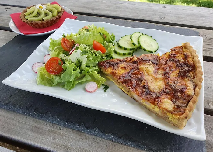 Les Jardins D'anna - D'hotes Bed & Breakfast Tapon