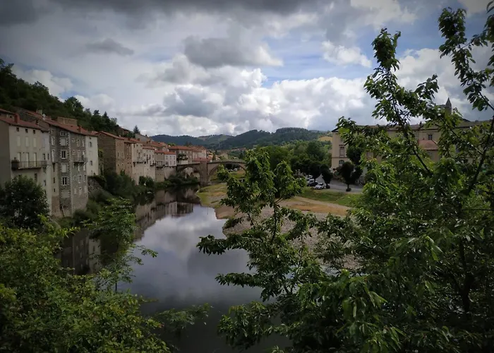 Les Jardins D'anna - D'hotes Bed & Breakfast 3*